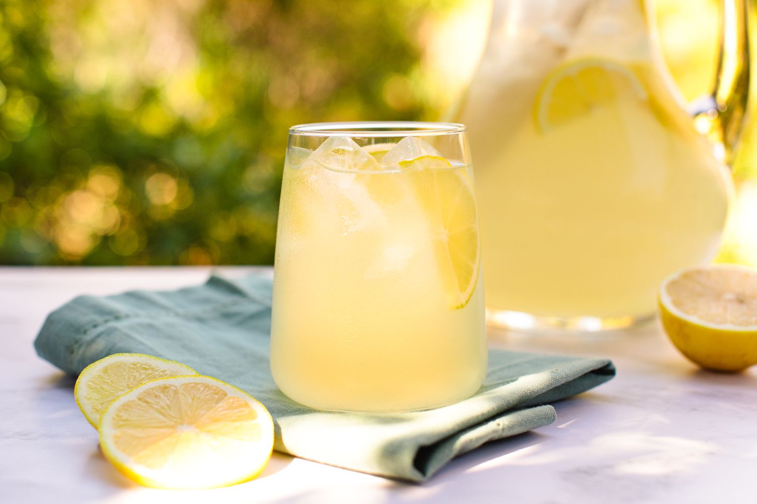 Refreshing Your Menu: The Buzz on THC-Infused Lemonade